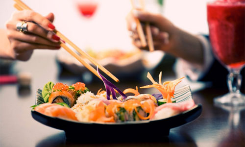 Японская кухня: риском может стать "уставание" гостя